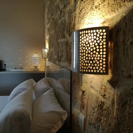 Muragie Del Castello Oda ve Kahvaltı Trani