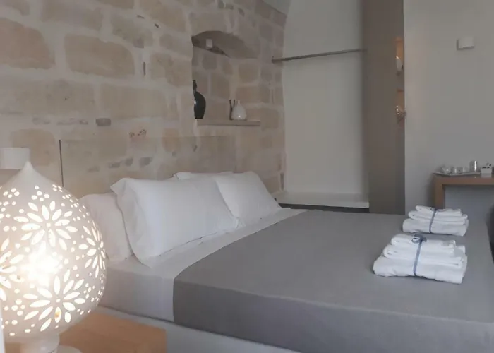 Muragie Del Castello לינה וארוחת בוקר 4*